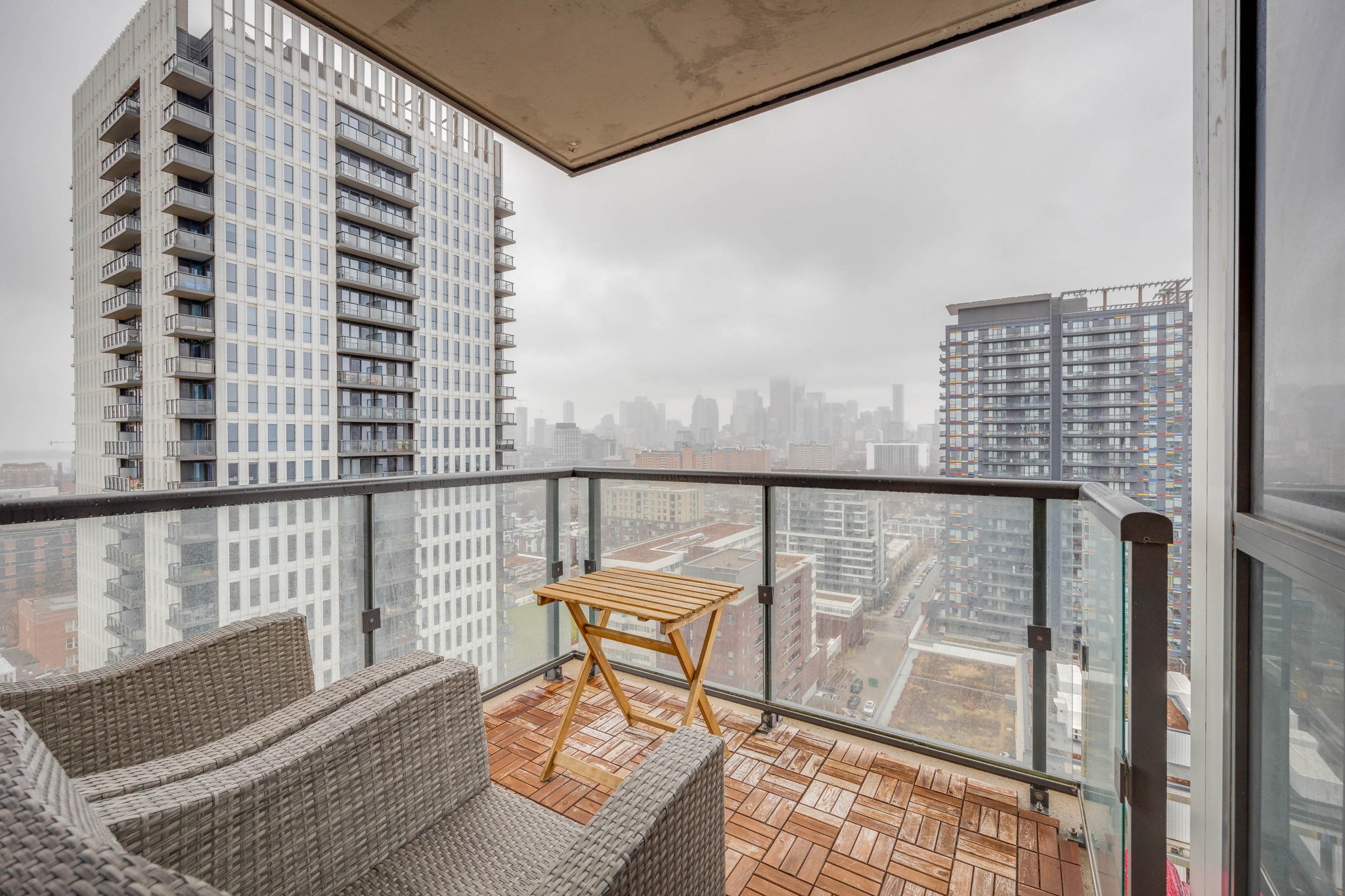 Toronto property showcase — delivered property photograph 24