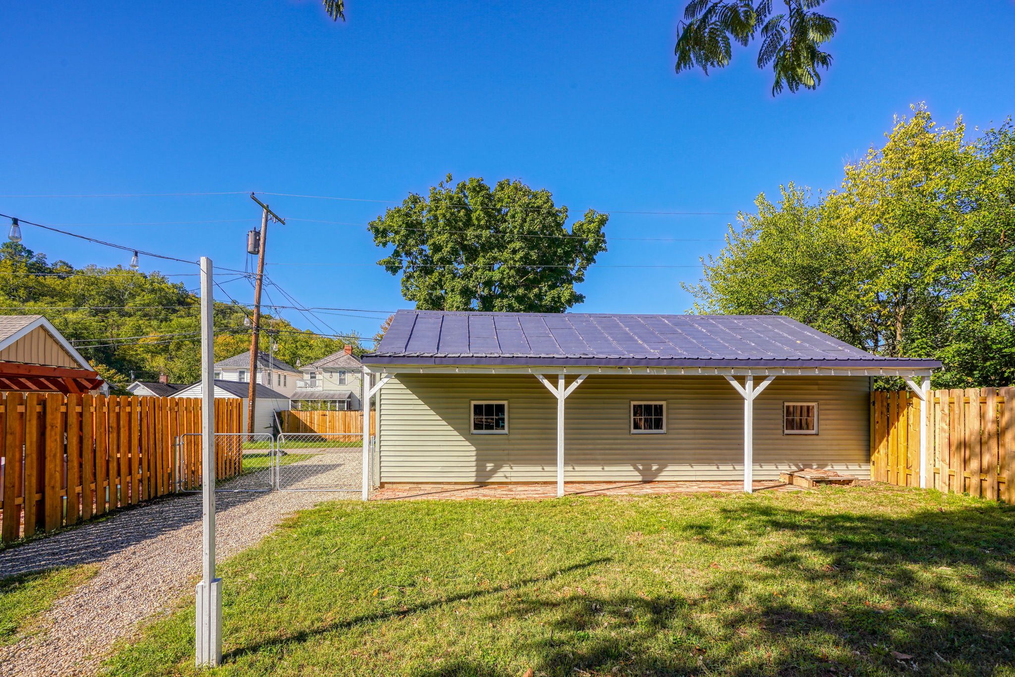 170 Vine St (10)