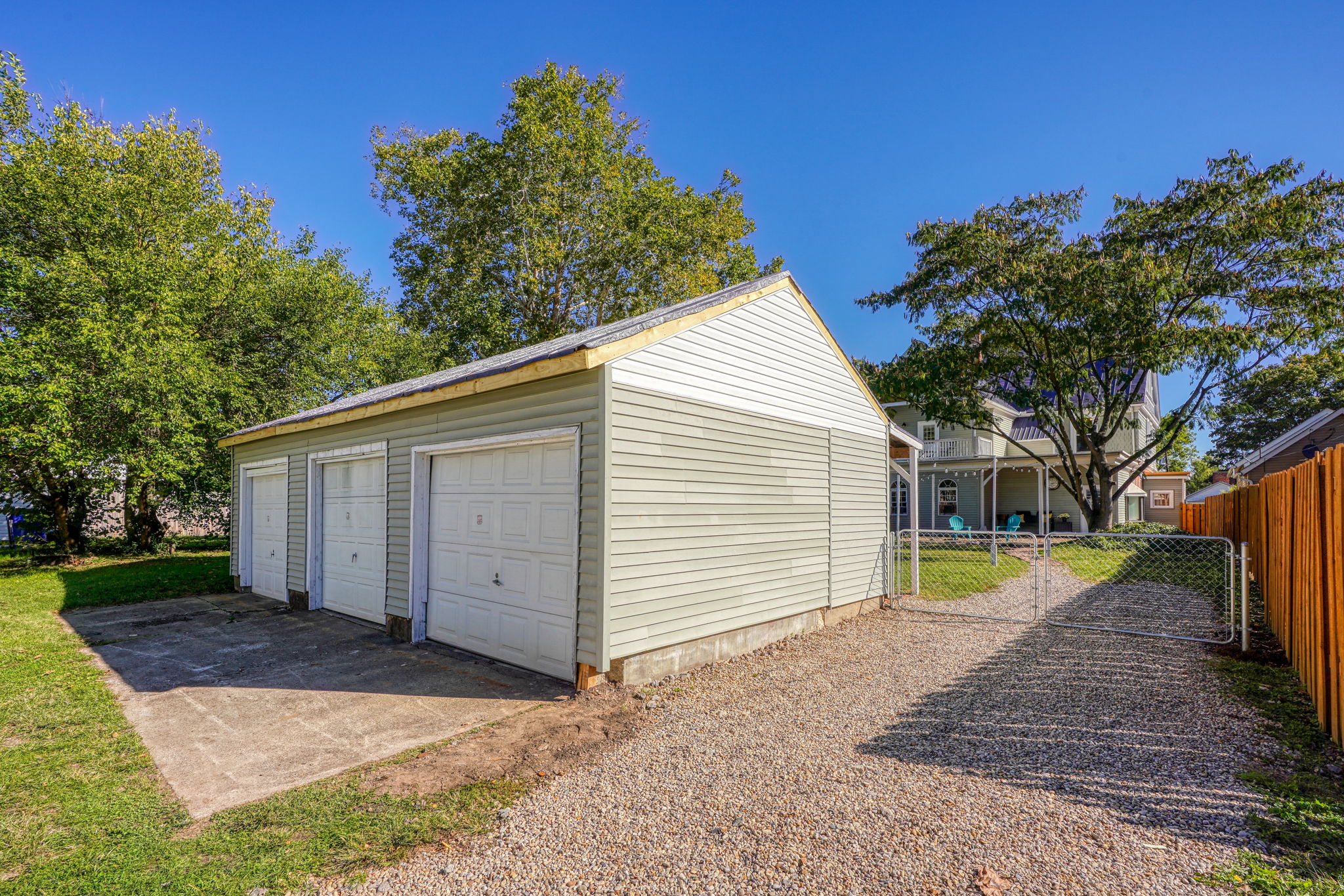 170 Vine St (12)