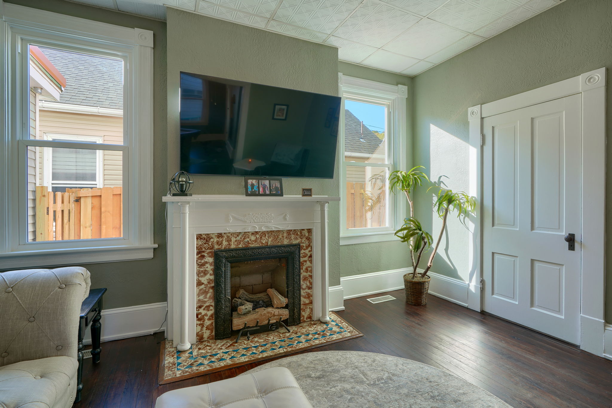 170 Vine St (45)