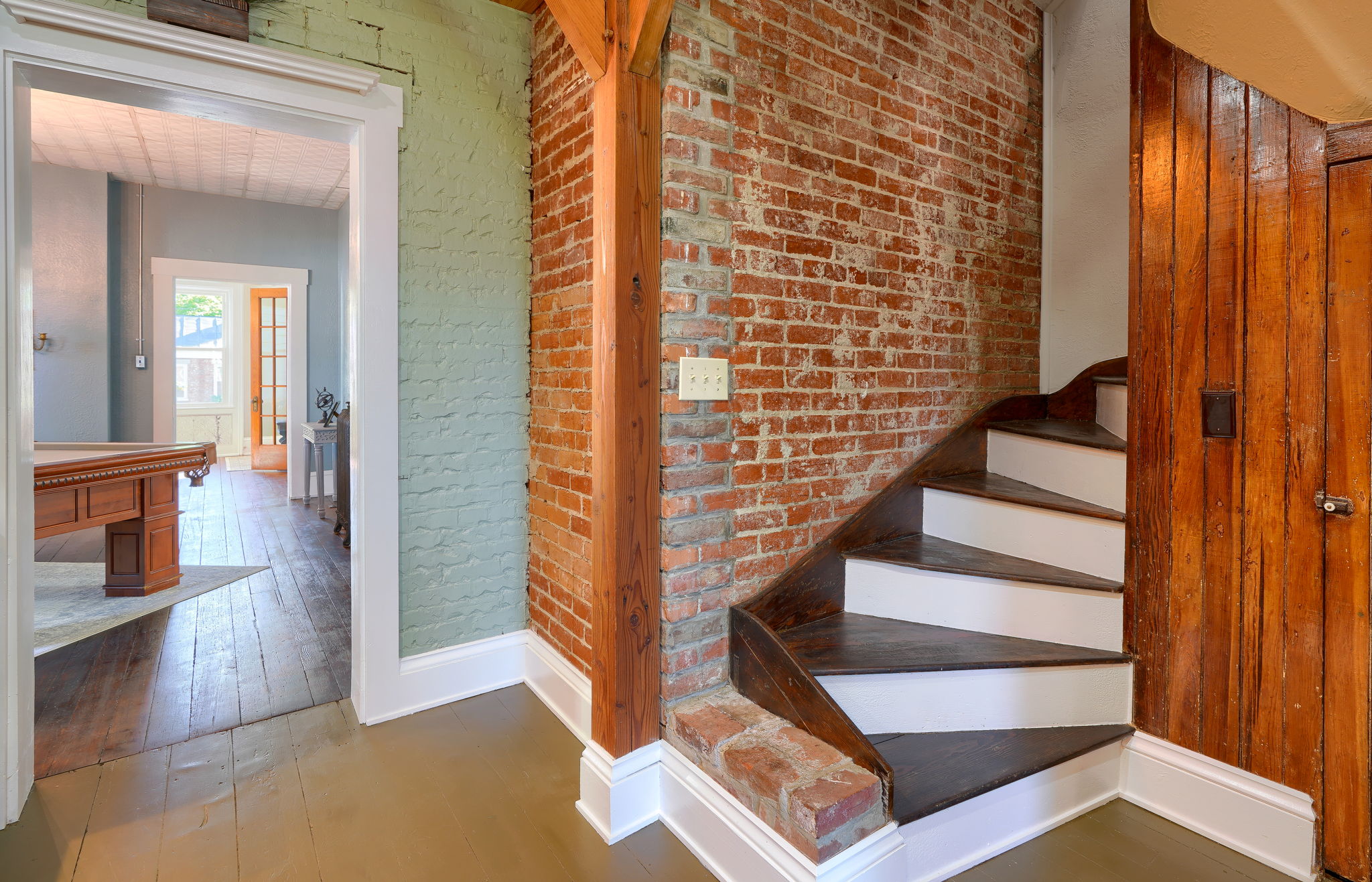 170 Vine St (58)