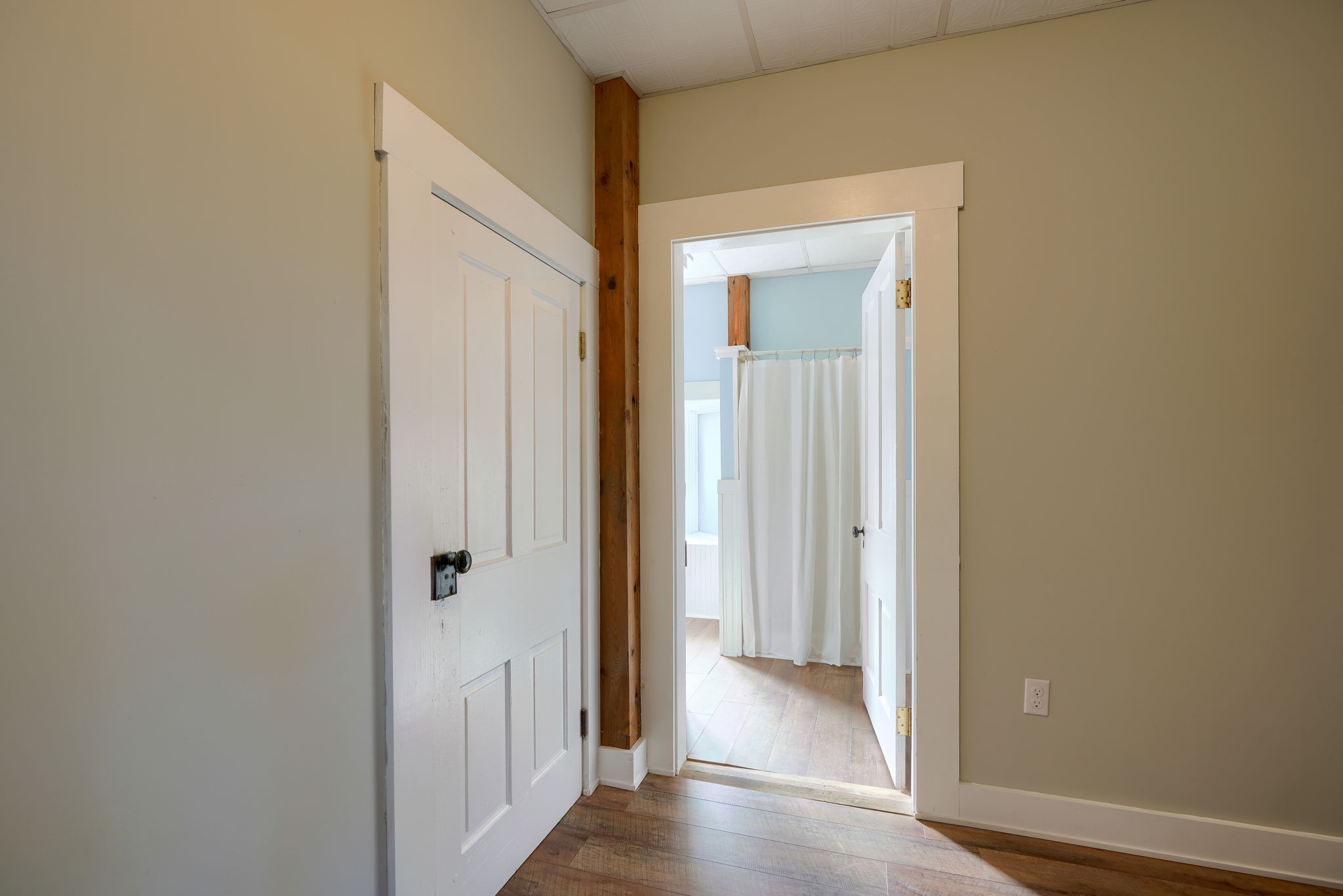 170 Vine St (59)