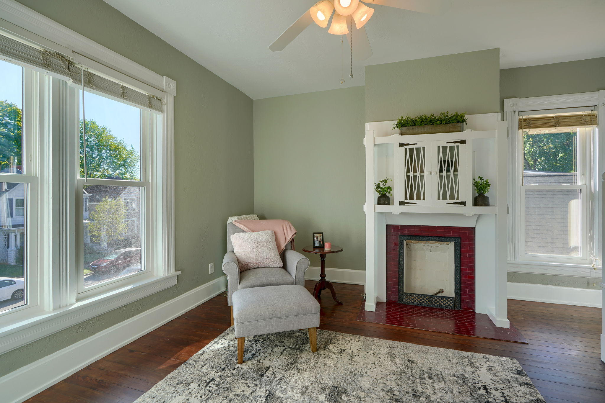 170 Vine St (77)