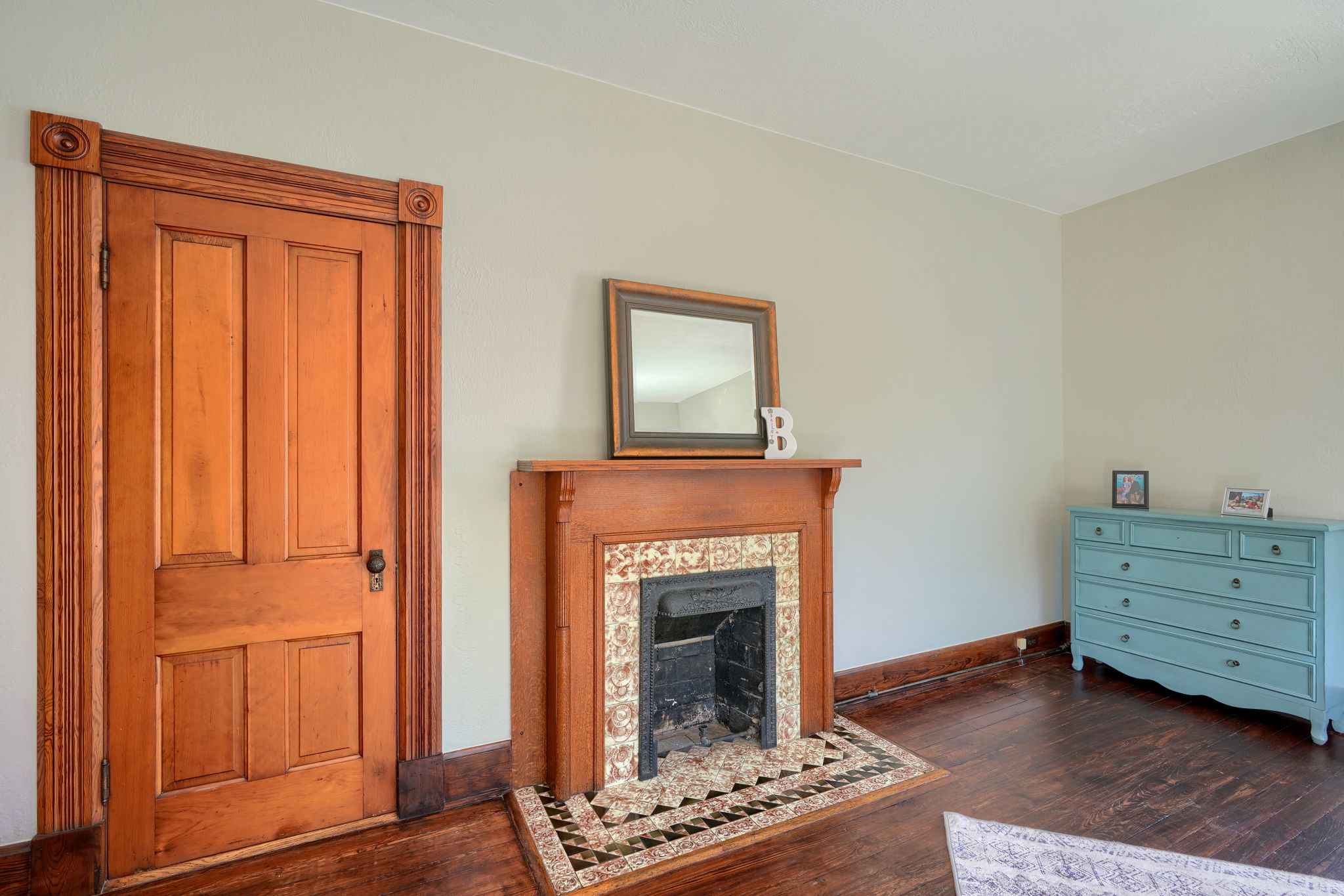 170 Vine St (80)