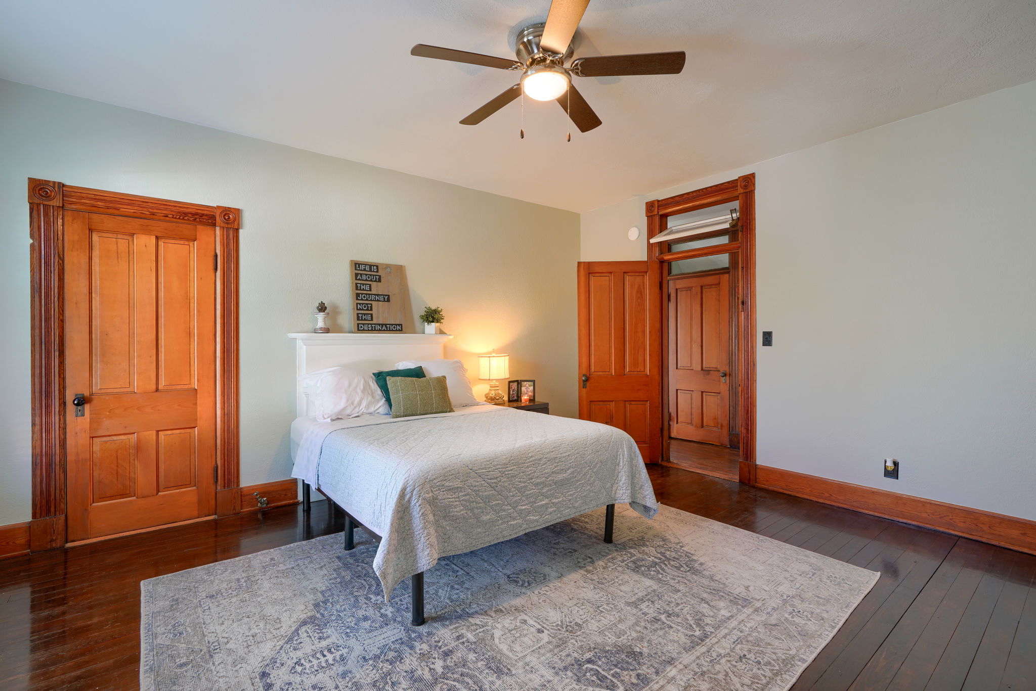170 Vine St (85)