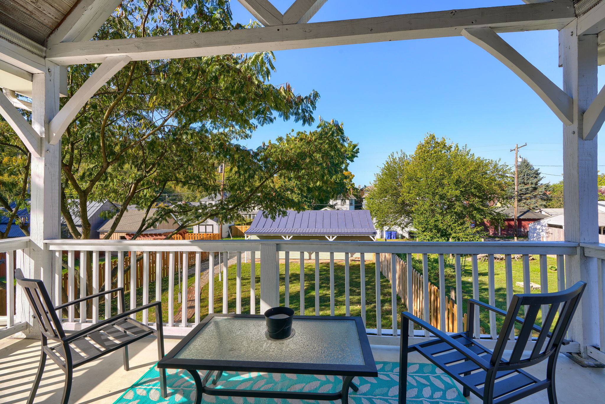 170 Vine St (91)