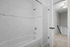  Photo 34