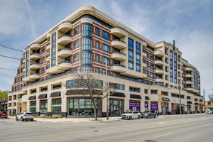 1700 Avenue Rd PH 706