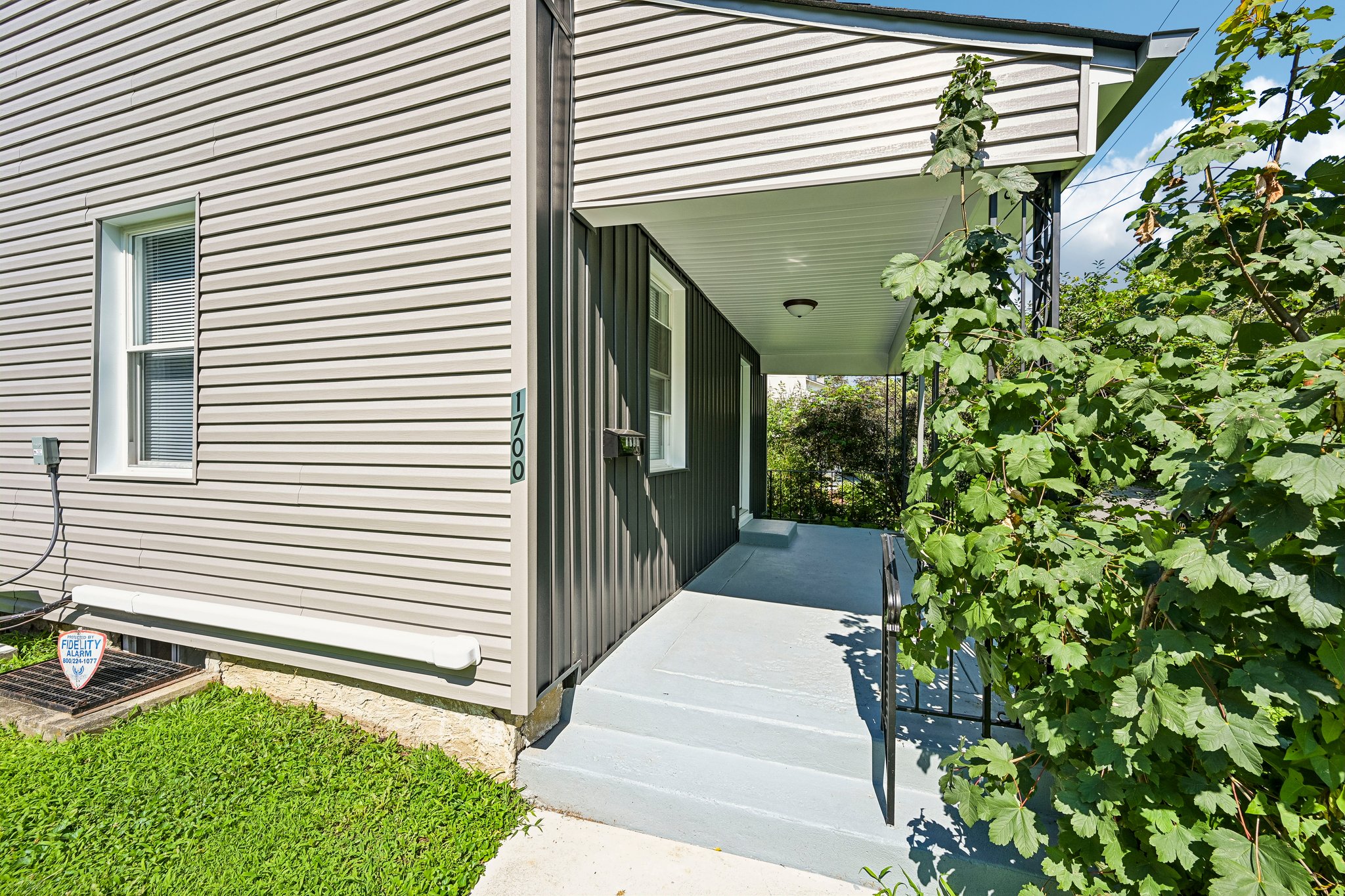 Beech Ave-S0508-003.jpg