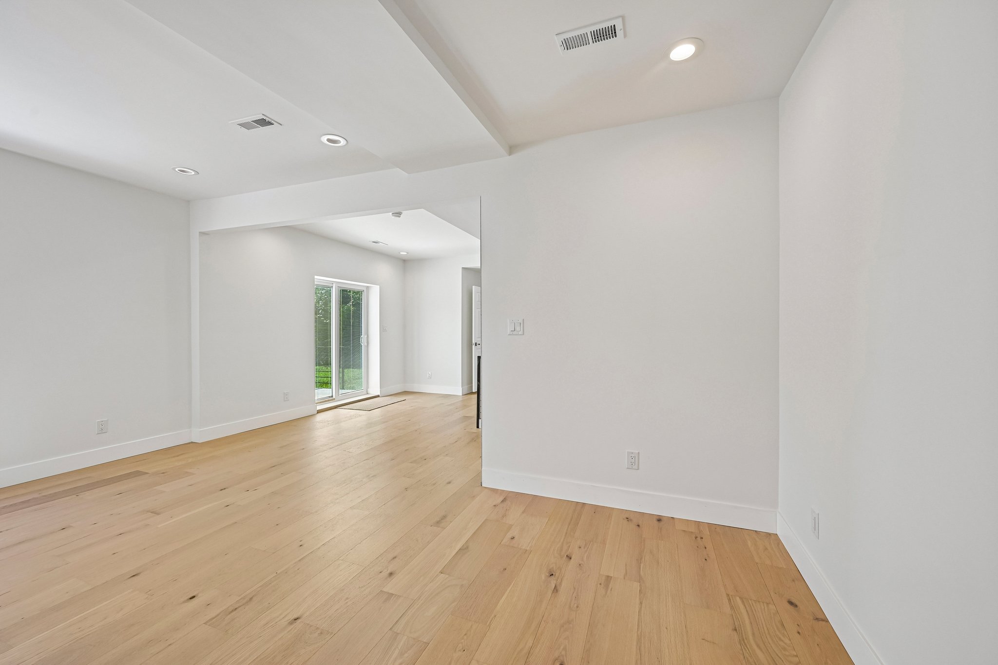 Beech Ave-S0508-010.jpg