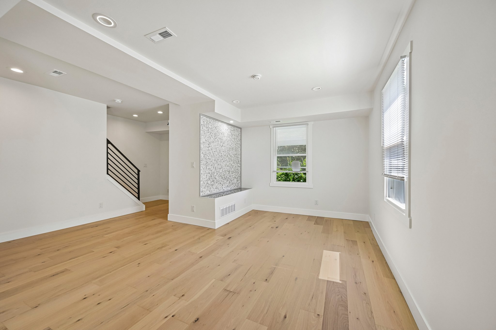 Beech Ave-S0508-012.jpg