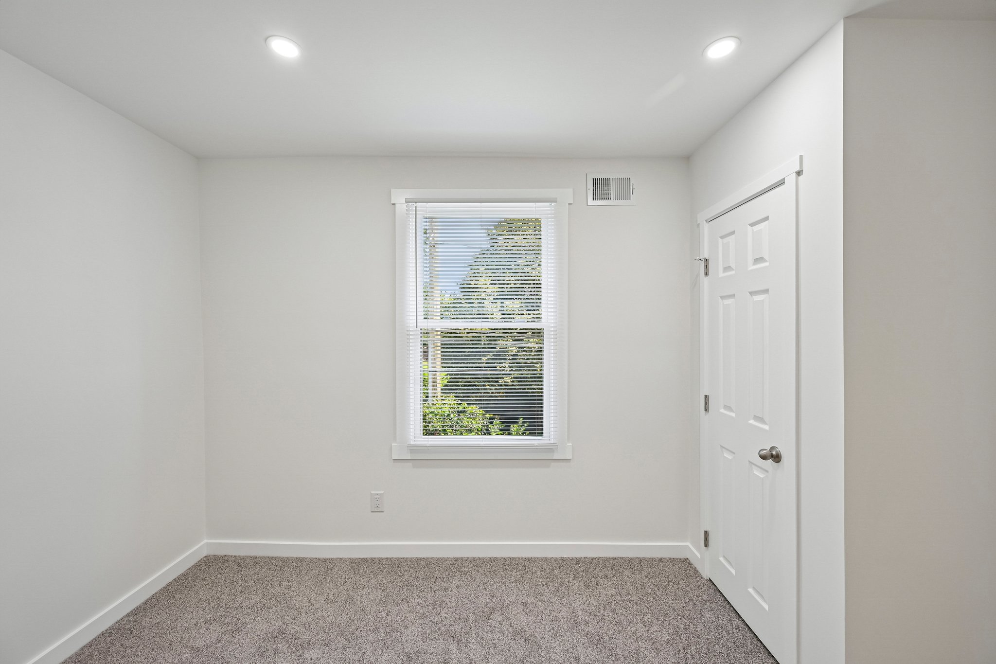 Beech Ave-S0508-047.jpg