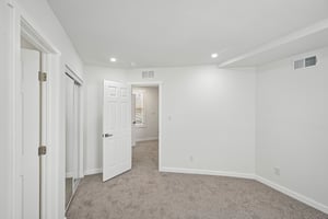 Beech Ave-S0508-038.jpg