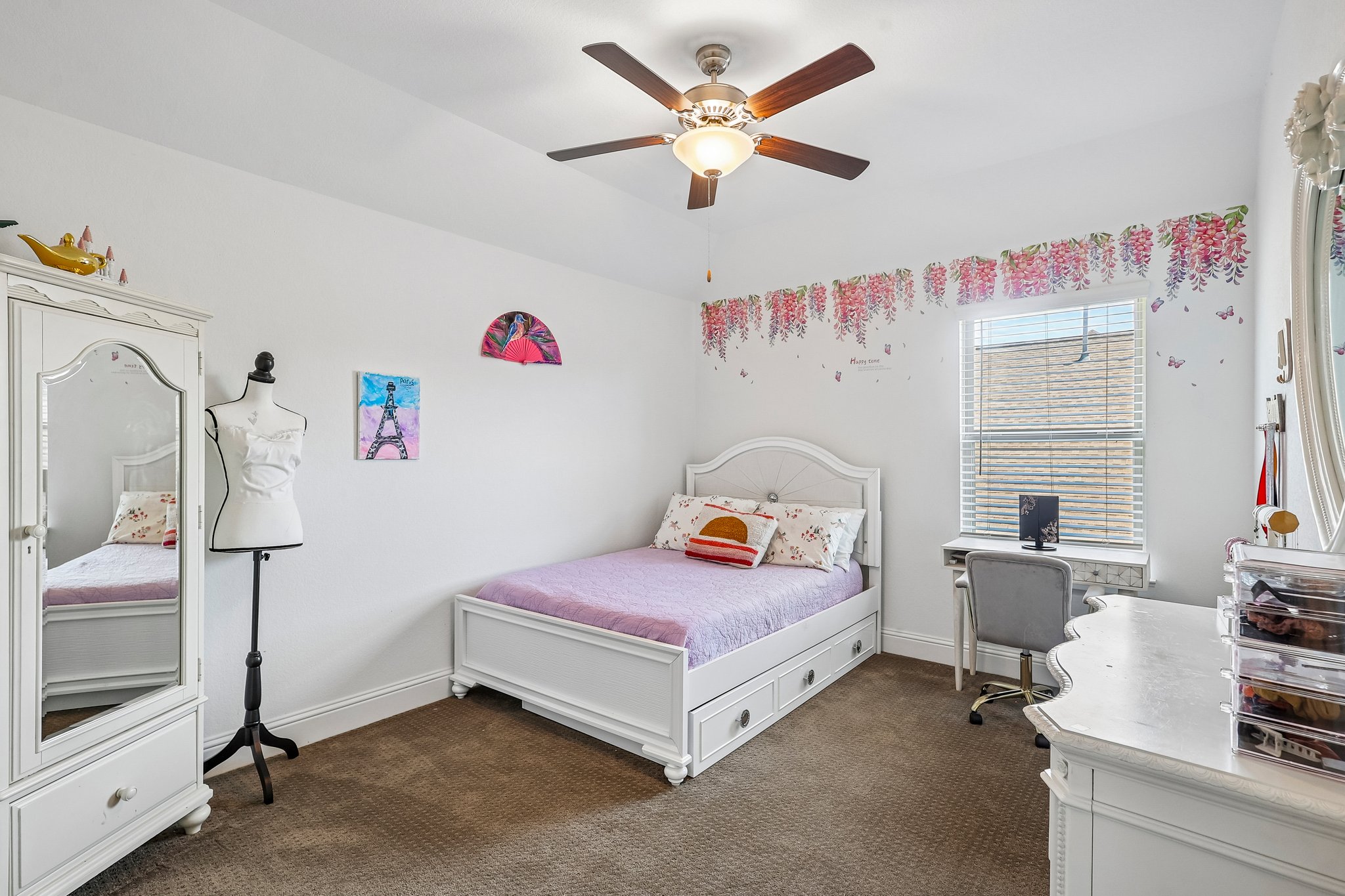 Graystone Hills Dr-S1505-039.jpg