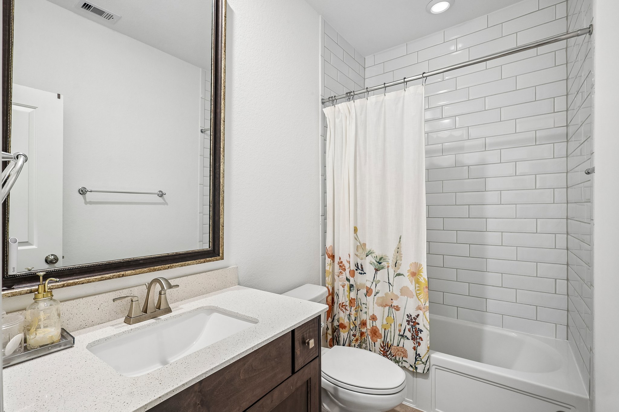 Graystone Hills Dr-S1505-041.jpg