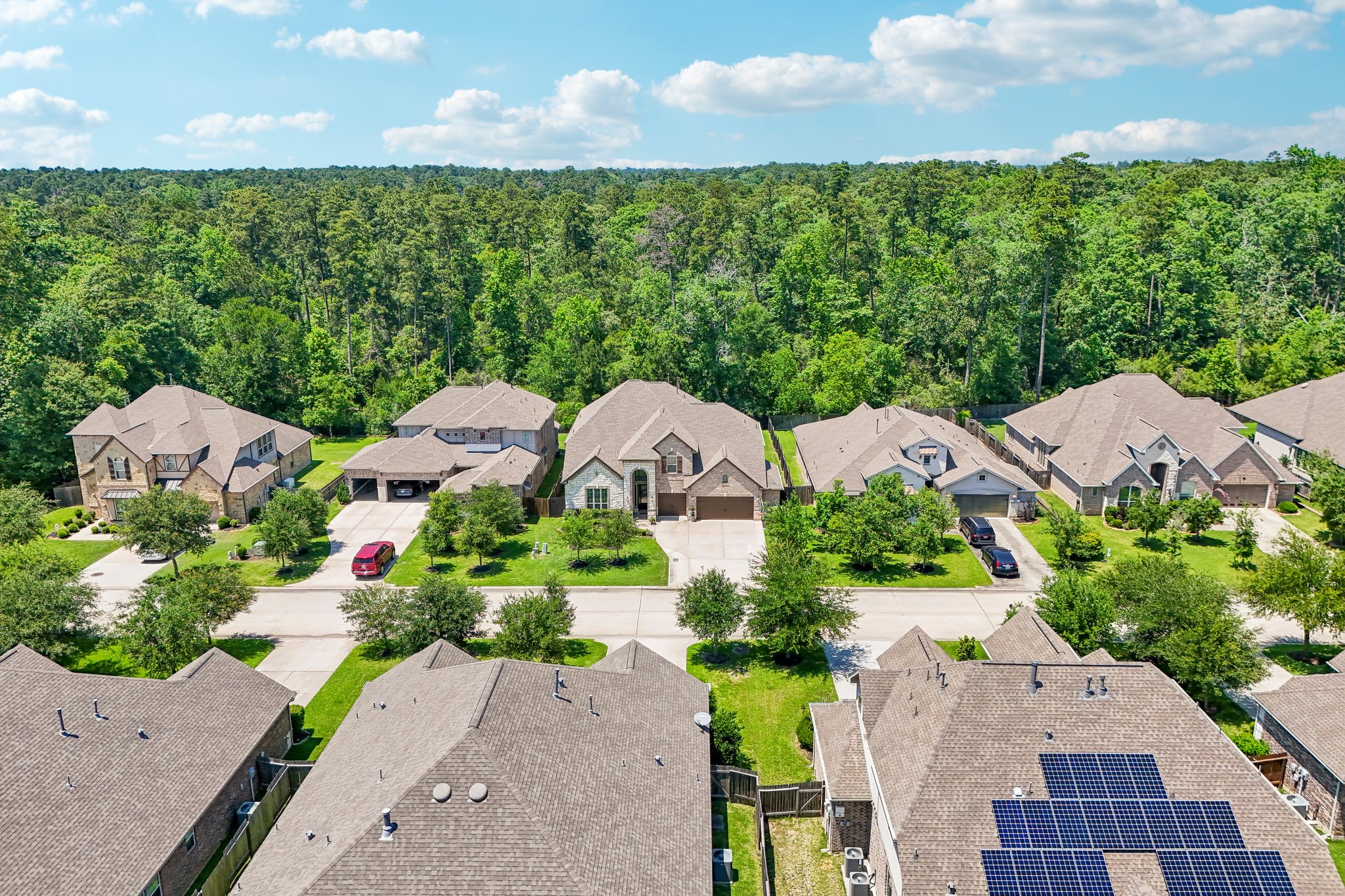 Graystone Hills Dr-S1505-056.jpg