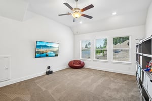 Graystone Hills Dr-S1505-031.jpg