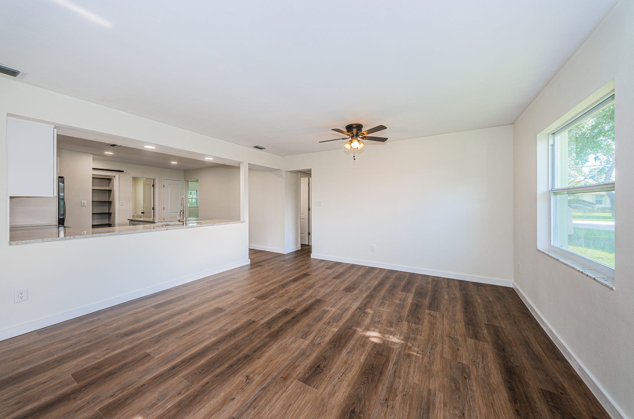 Dining Room1-5