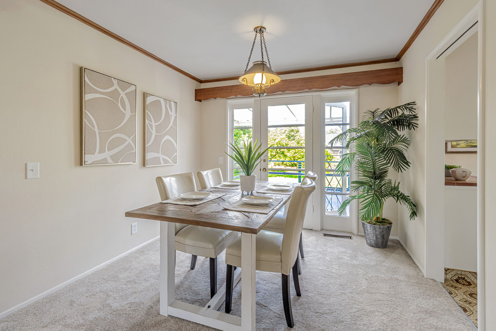 019_ 1700 Parkhills Ave  Los Altos