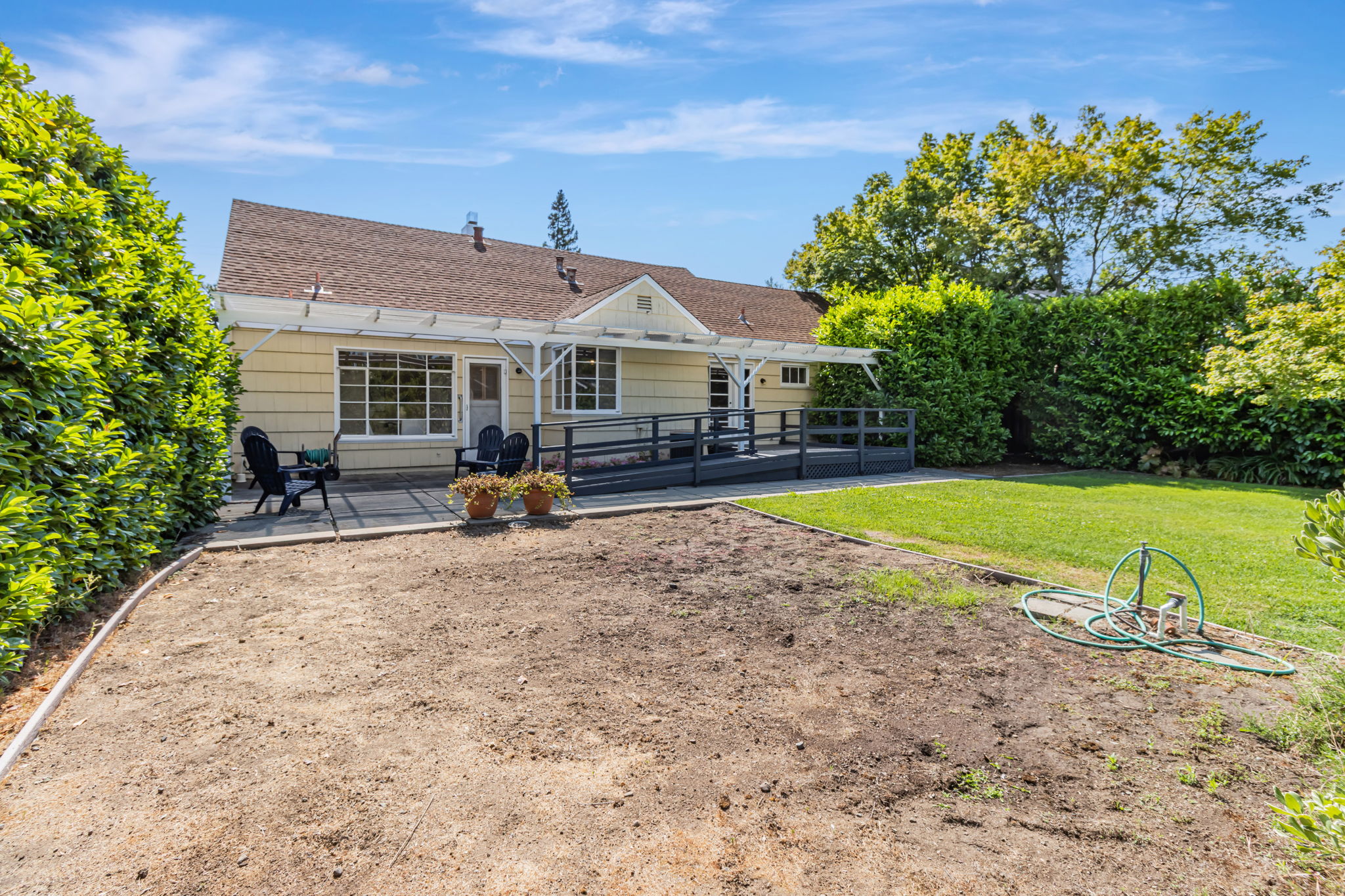 031_ 1700 Parkhills Ave  Los Altos