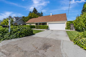 003_ 1700 Parkhills Ave  Los Altos