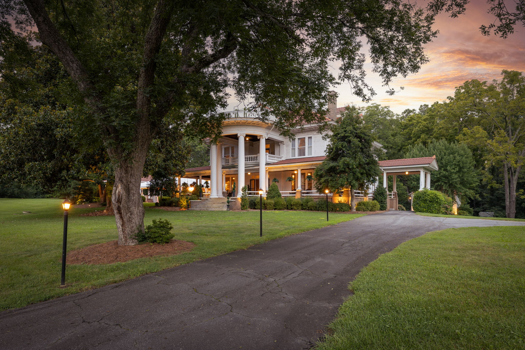 1700 Richardson Dr-3