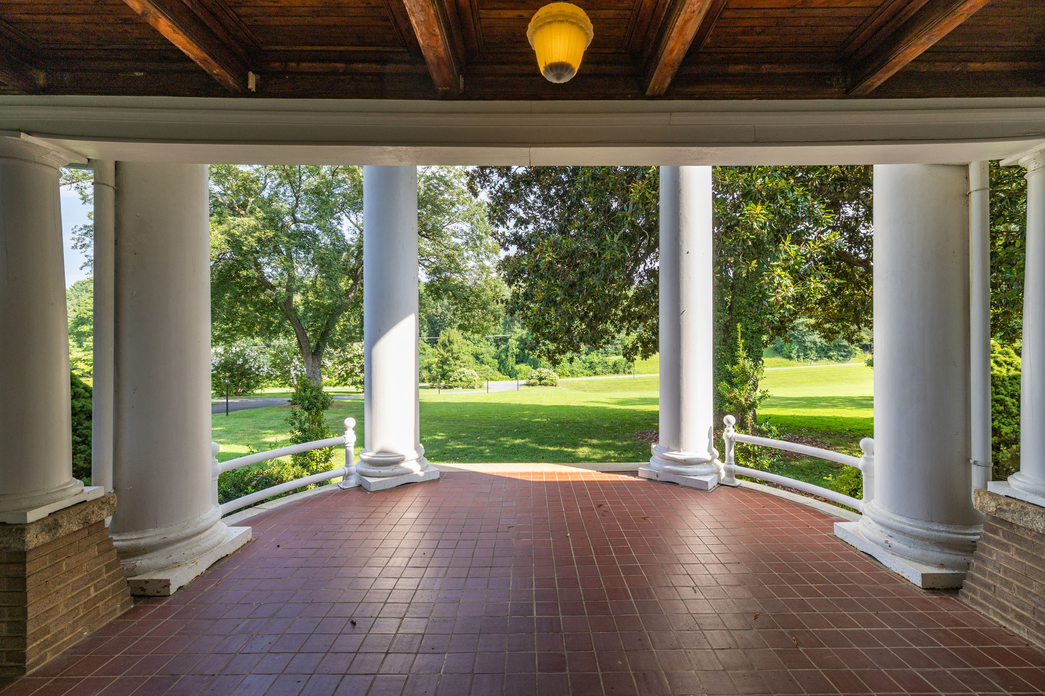 1700 Richardson Dr-8