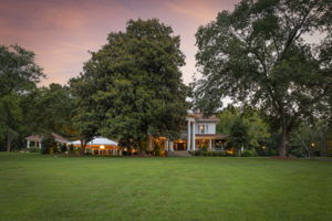 1700 Richardson Dr-1