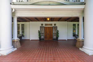 1700 Richardson Dr-7