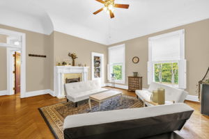 1700 Richardson Dr-24