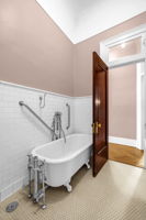 1700 Richardson Dr-29