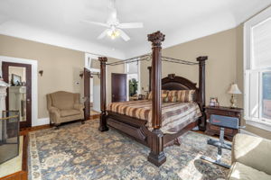 1700 Richardson Dr-54