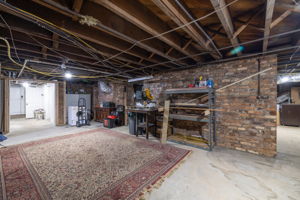 1700 Richardson Dr-65