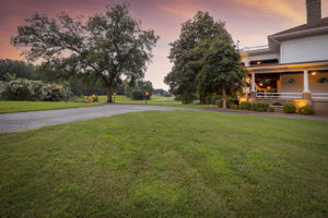1700 Richardson Dr-73
