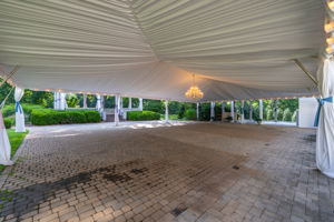 1700 Richardson Dr-74