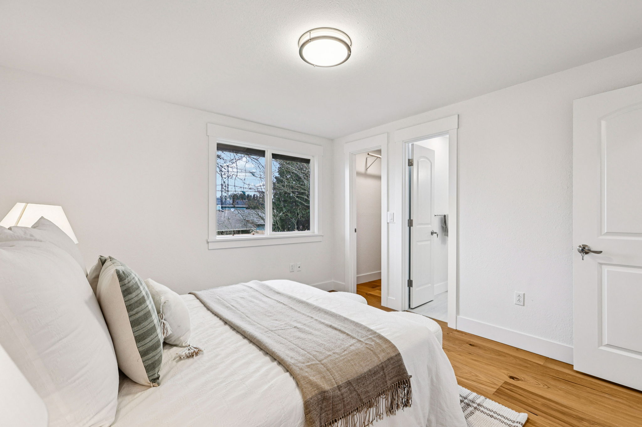 SW 348th St-L1702-024