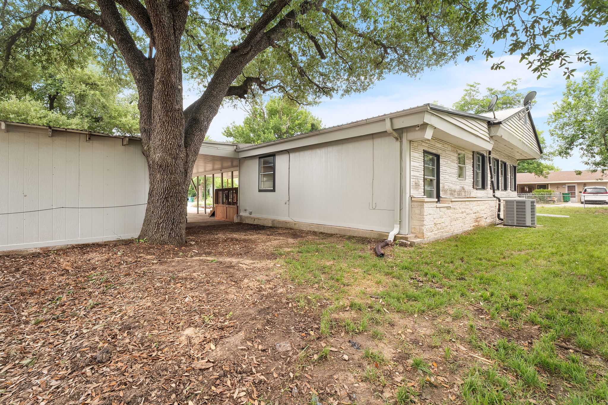  Photo 39