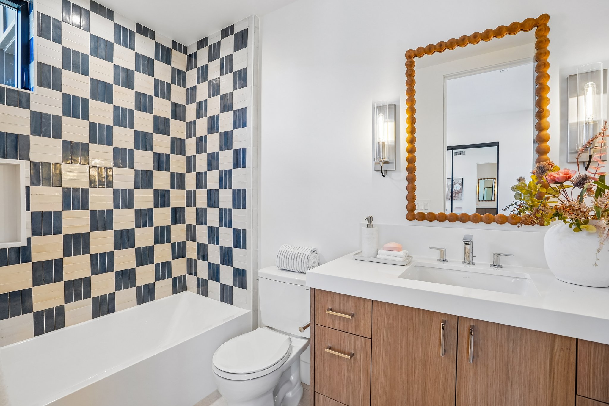 - 17003 Haas Ave-S2106-039.jpg