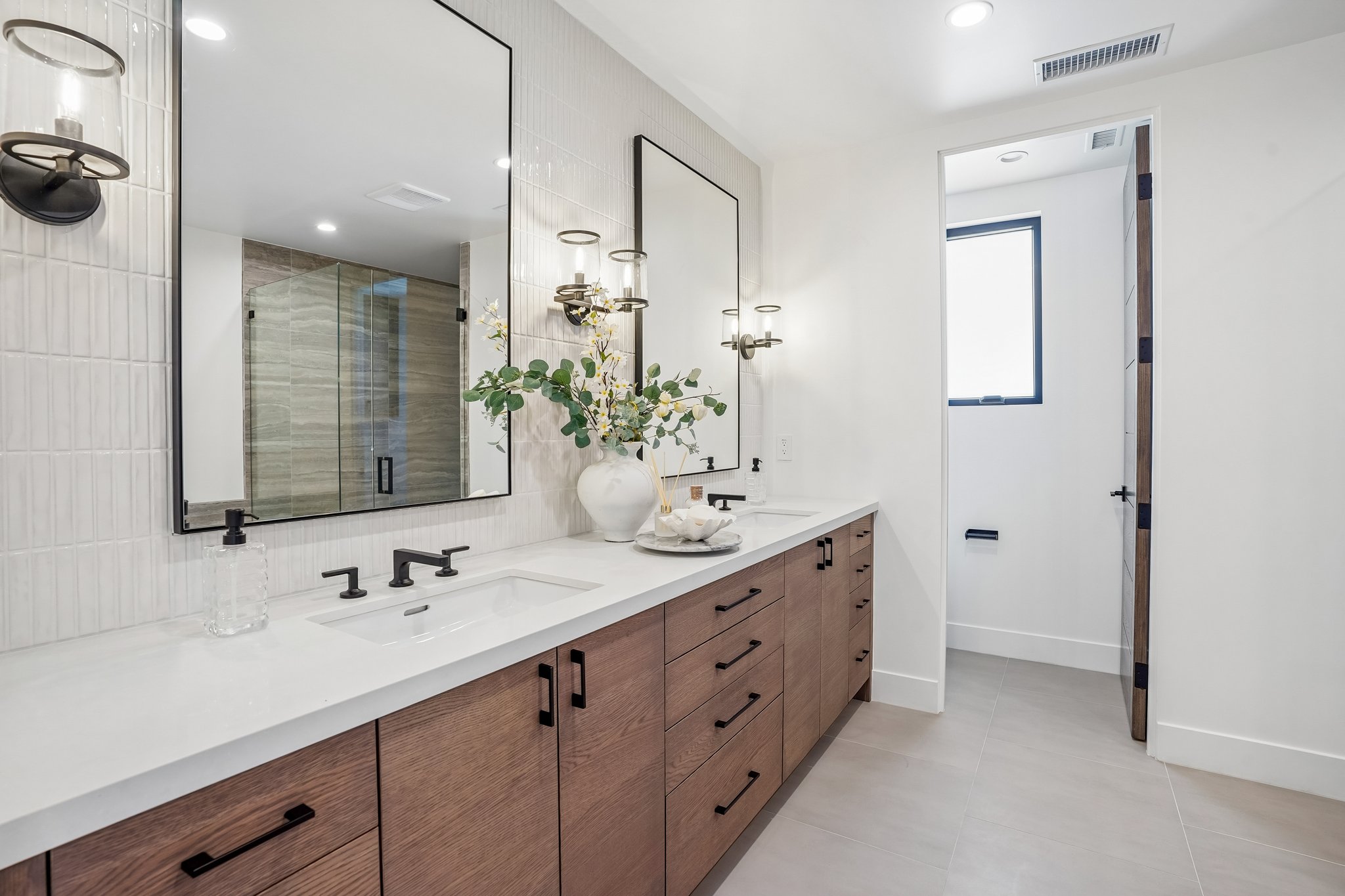 - 17003 Haas Ave-S2106-047.jpg