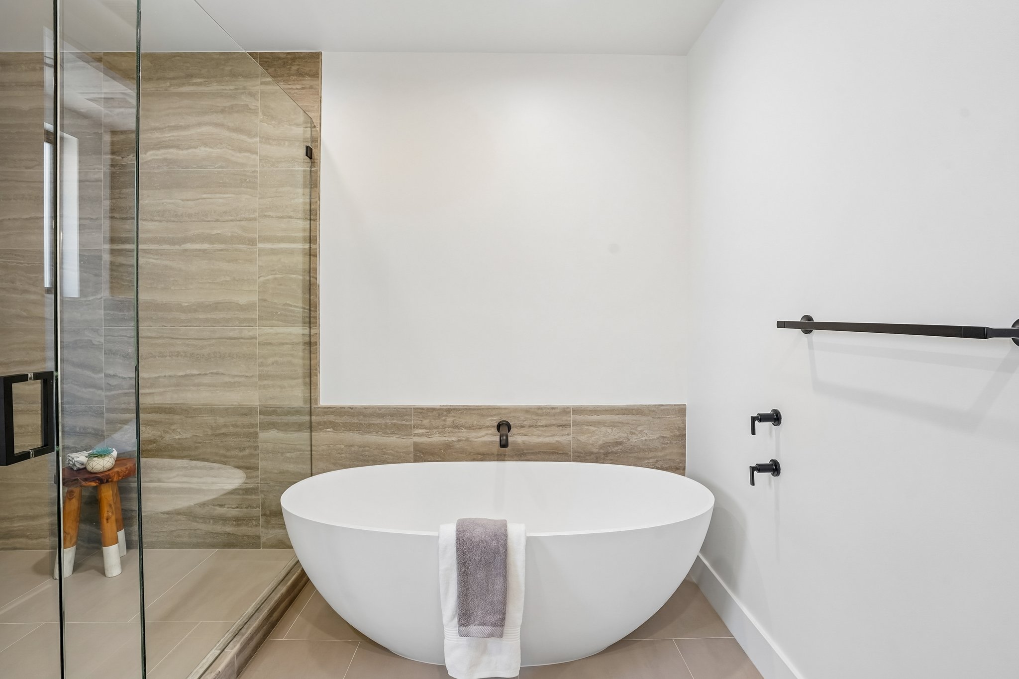 - 17003 Haas Ave-S2106-049.jpg