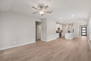 Houston - Mavera - 17004 Juniper Blossom Bend Conroe TX 77302 - 008