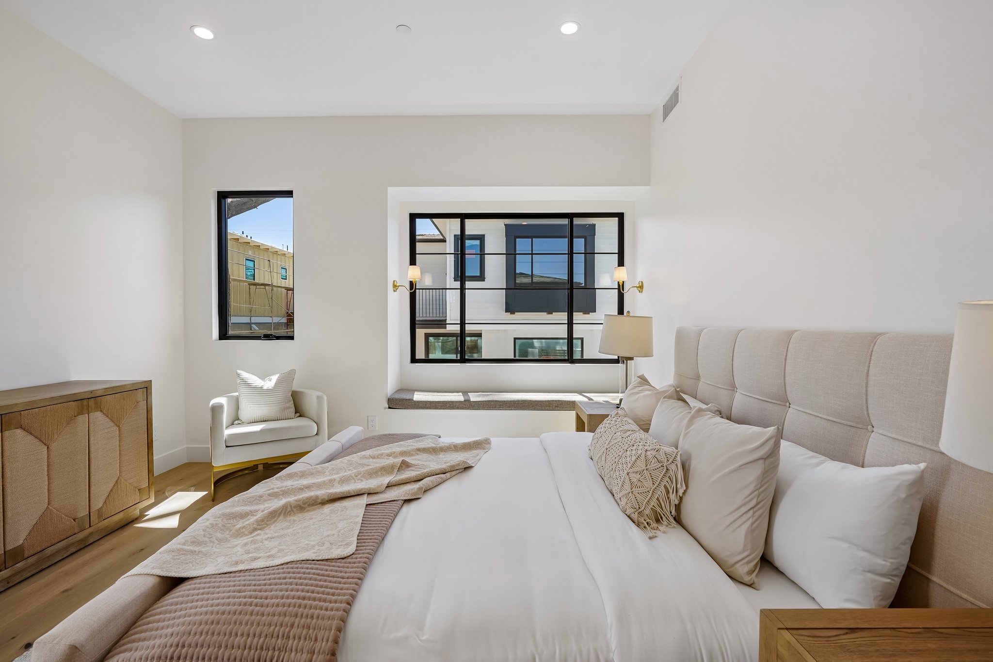 - 17007 Haas Ave-S2206-049.jpg