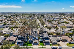 - 17007 Haas Ave-S2206-061.jpg