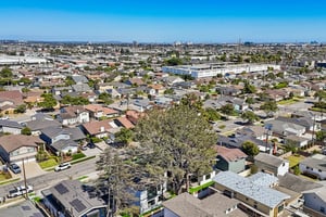 - 17007 Haas Ave-S2206-066.jpg