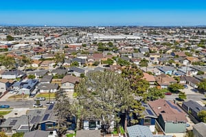 - 17007 Haas Ave-S2206-067.jpg