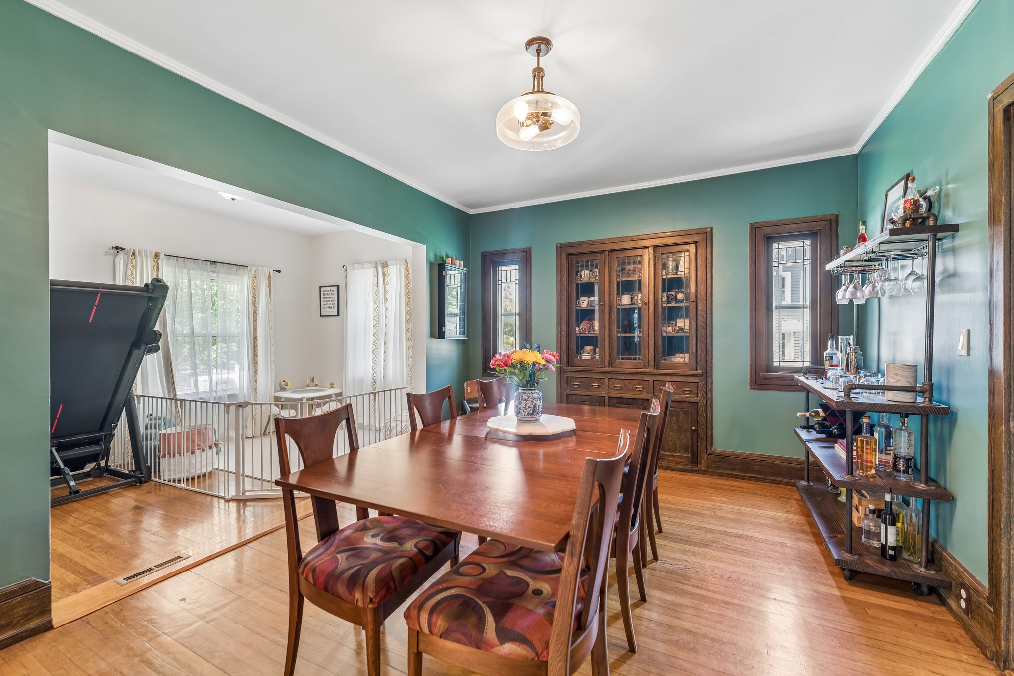 Bradgate Ave-S0508-010.jpg