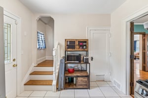 Bradgate Ave-S0508-004.jpg
