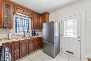 Bradgate Ave-S0508-012.jpg