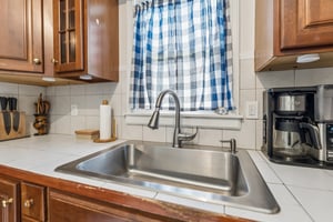 Bradgate Ave-S0508-015.jpg