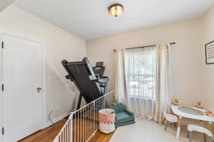 Bradgate Ave-S0508-032.jpg